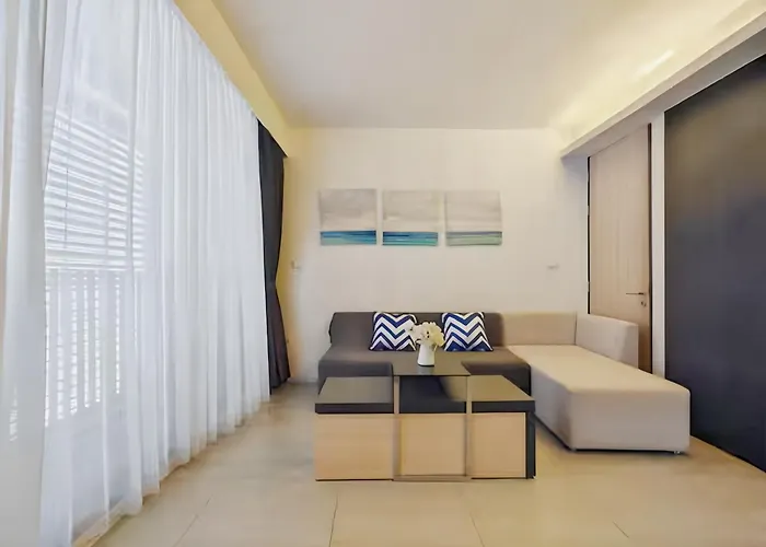 Circle S Sukhumvit 12